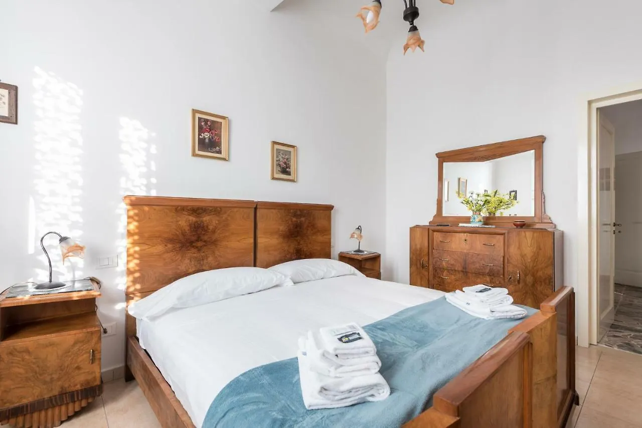 Le Grazie Apartments In Superb Location location